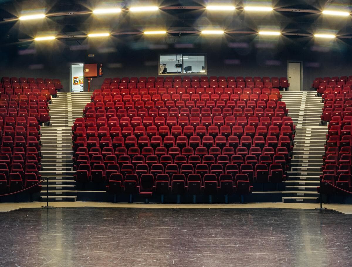 St John's Performing Arts Centre, Waterloo